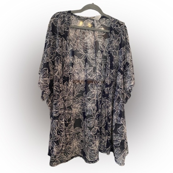 Baby Floral Kimono/cardigan - Picture 2 of 4